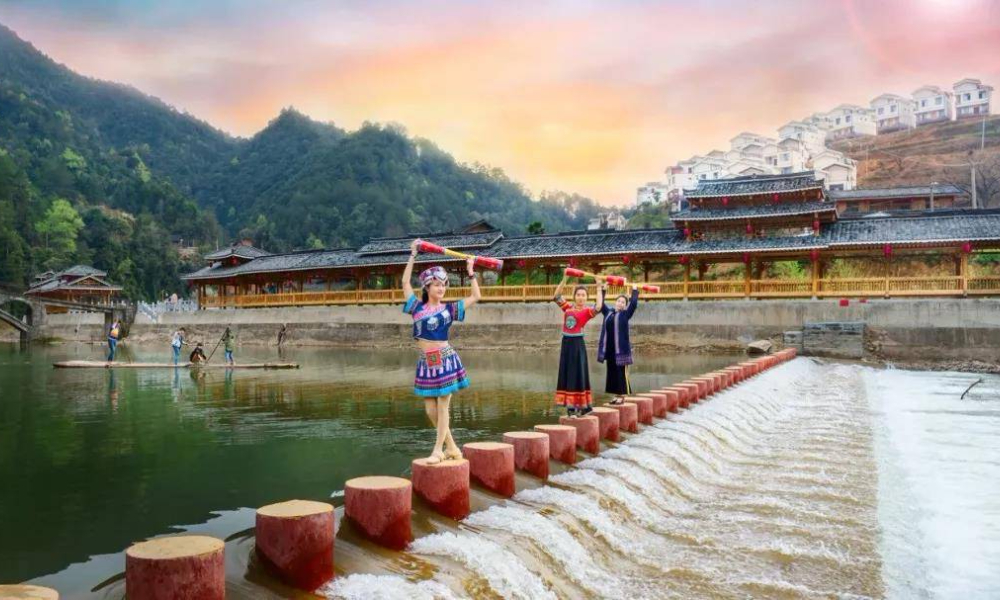 2018“健康中国湖南行·走红军走过的路· 徒步穿越大湘西”暨瑶族古镇杯“ 大美永州”大穿越活动（湖南江华站）