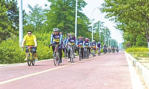 趣味铁人三项比赛活动