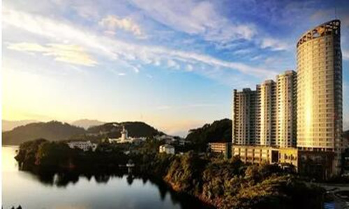 “龙庭杯”全民健身低碳出行公益垂直跑