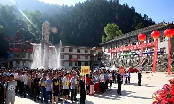 榆中县2016年“兴隆山泉杯”重阳节登山比赛