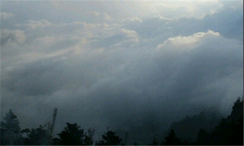 穿越露营徒步九峰山