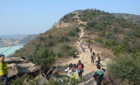 12.9穿越苏州最经典户外线路，登顶--灵岩山