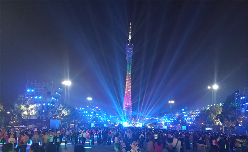 周三珠江岸夜行徒步 看珠江夜景