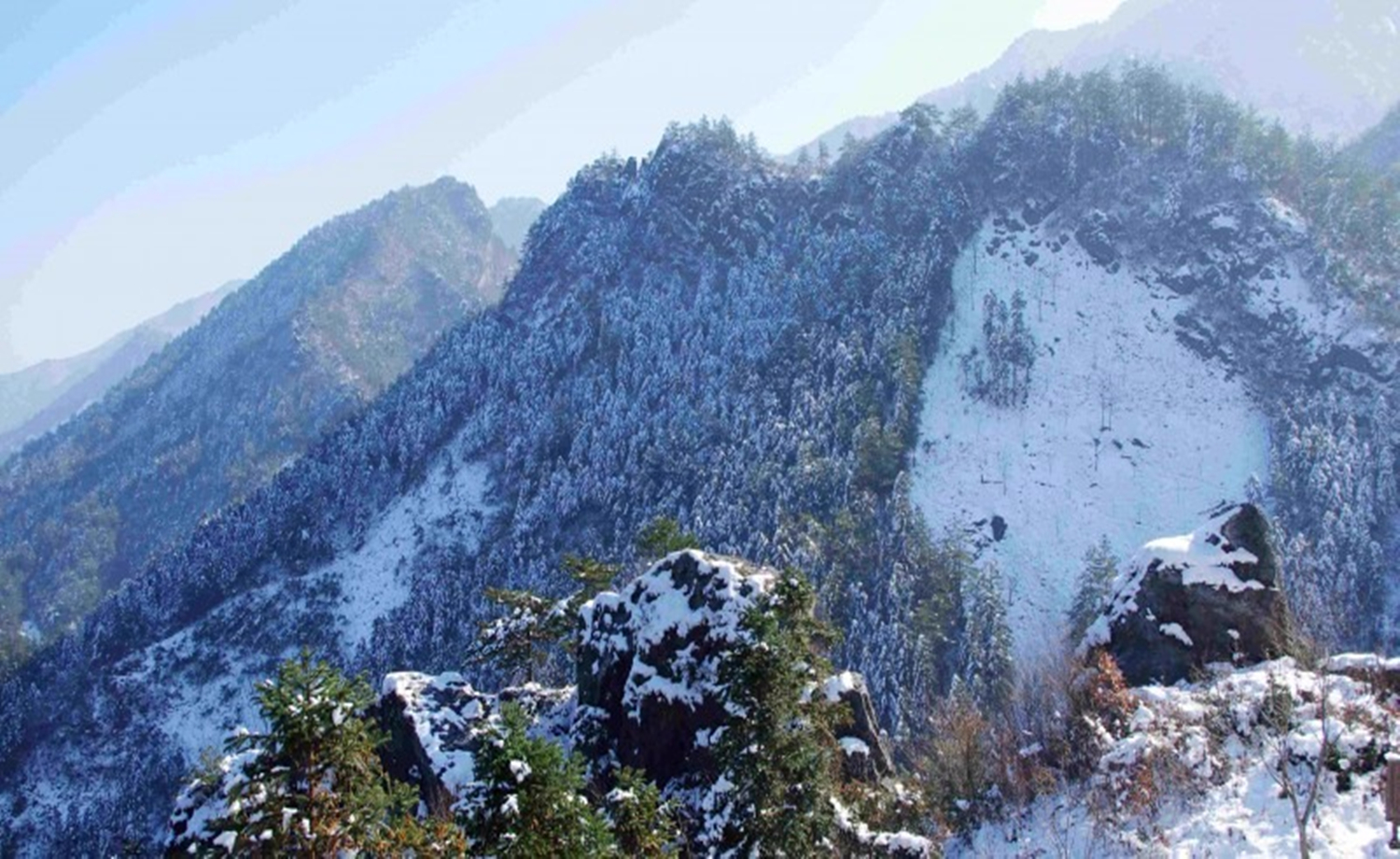 踏雪去咯，年末访徽商之路，轻装1天穿越徽杭古道（初驴线）
