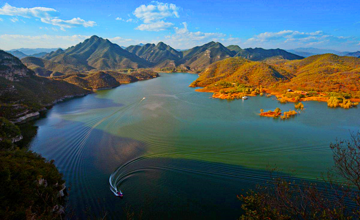 赤壁外景的拍摄地，北方小桂林易水湖