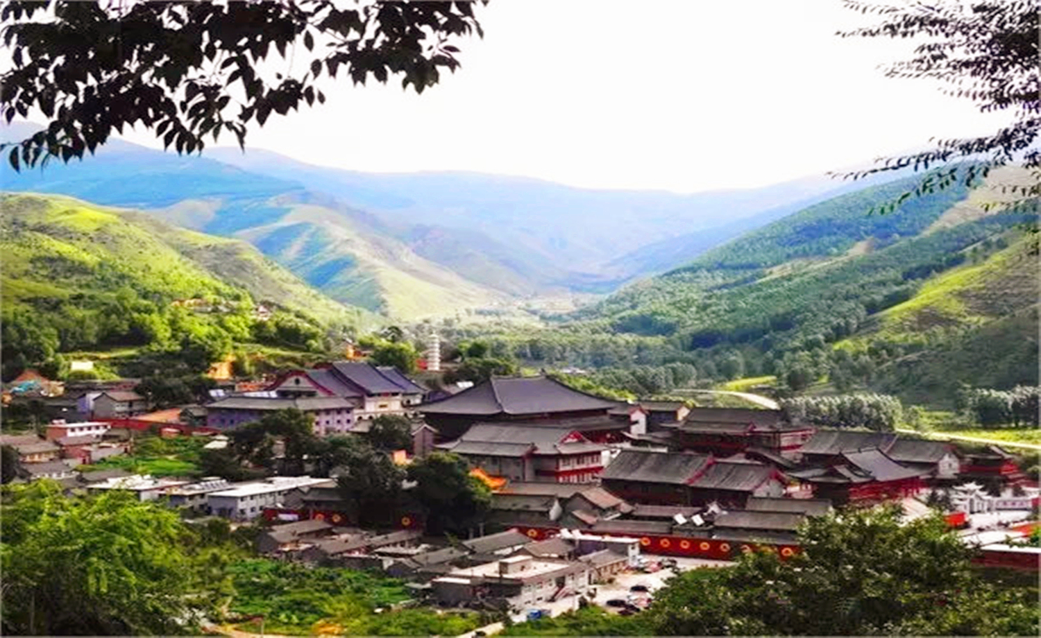徒步山西五台山，登山朝台祈福还愿