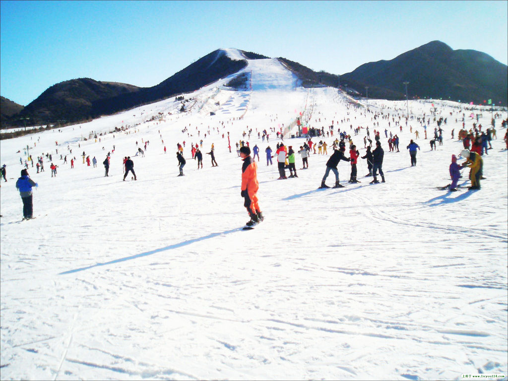第三届大众冰雪北京公开赛 高山滑雪